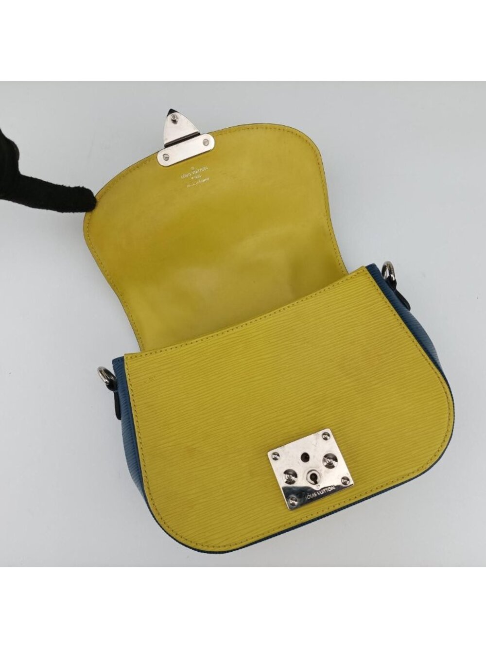 ★SOLD★ Louis Vuitton Eden PM Yellow Blue Epi Messenger Bag - Picture 13 of 15